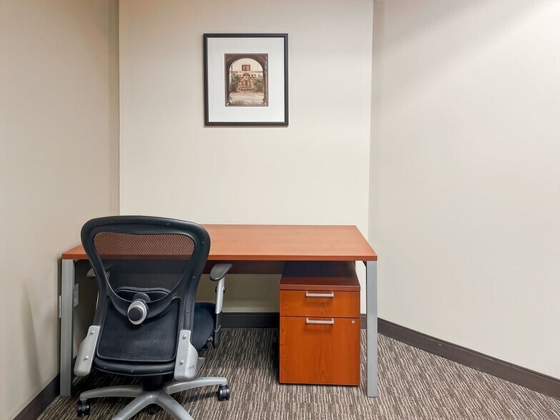 More Photos Of 3477 Corporate Pky, Center Valley Coworking Space