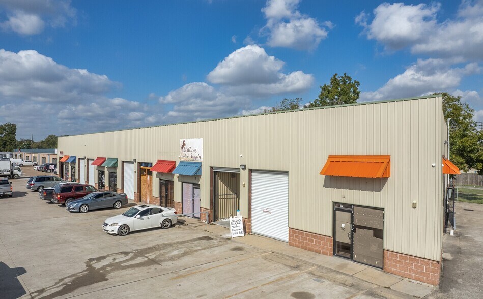 More Photos Of 6134 Airline Dr, Houston Unknown For Lease