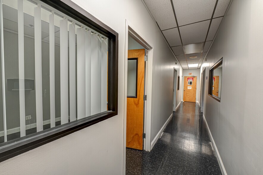 More Photos Of 1800 Ocean Ave, Ronkonkoma Light Distribution For Lease