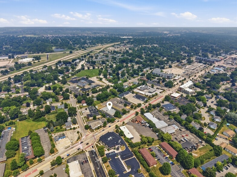 More Photos Of 1280 W Main St, Sun Prairie Freestanding For Sale