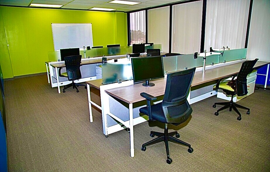 More Photos Of 616 FM 1960 Rd W, Houston Office For Sale
