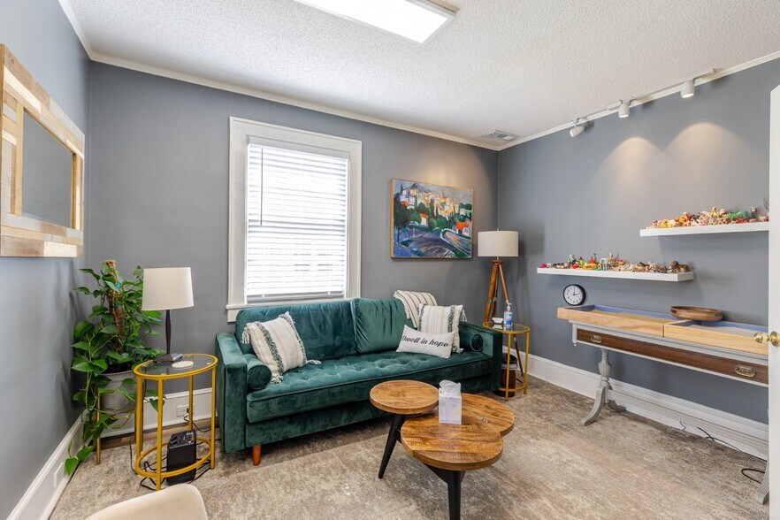 More Photos Of 2036 E 7th St, Charlotte Loft Creative Space For Sale