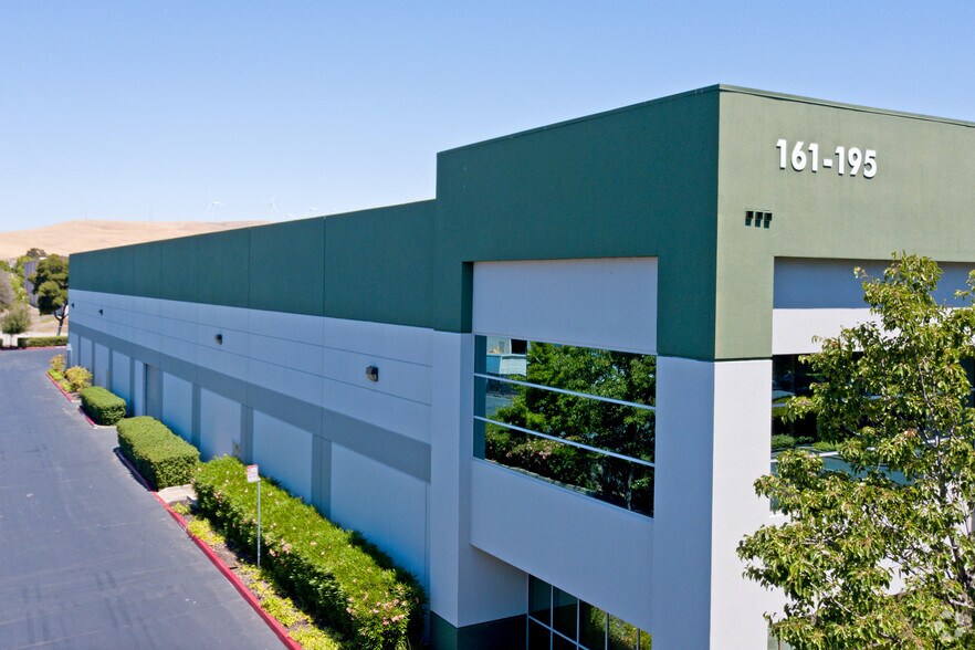 More Photos Of 161-195 Pullman St, Livermore Warehouse For Lease