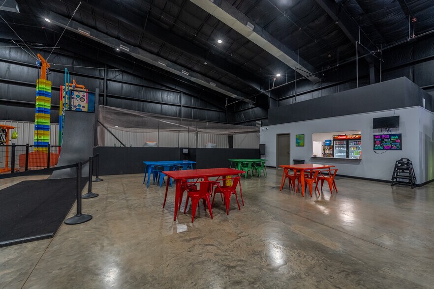 More Photos Of 1008 Bayou Pl, Alexandria Industrial For Sale