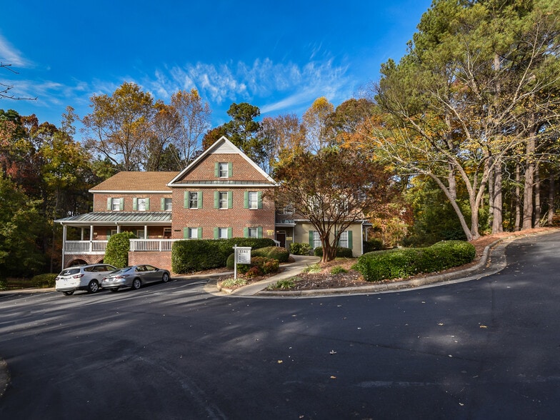 More Photos Of 5561 McNeely Dr, Raleigh Office For Lease
