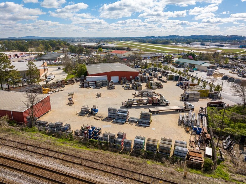 Primary Photo Of 2505 S Main St, Kennesaw Warehouse For Lease