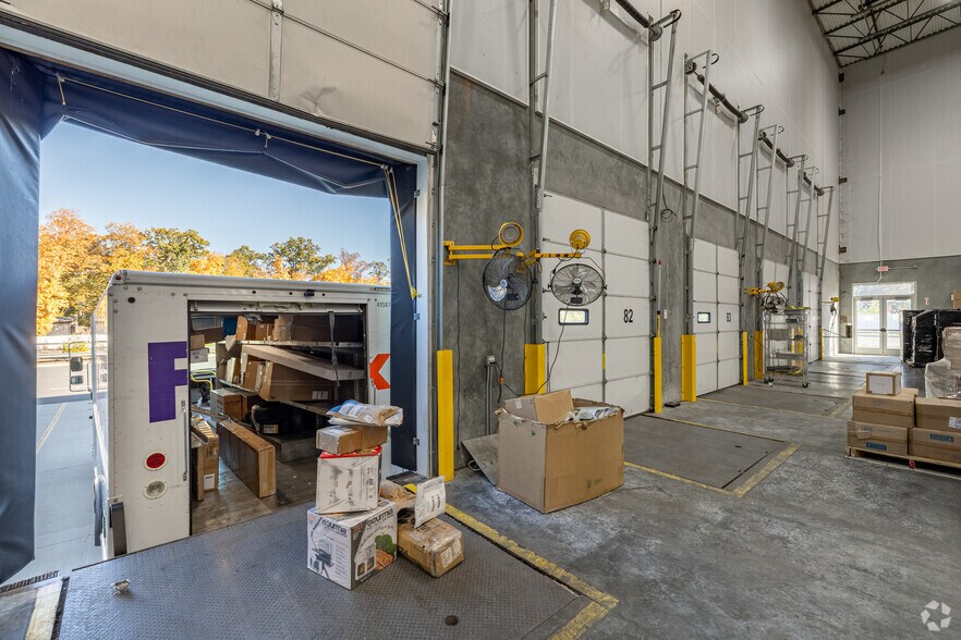 More Photos Of 200 S Pemberton Rd, Pemberton Township Distribution For Lease