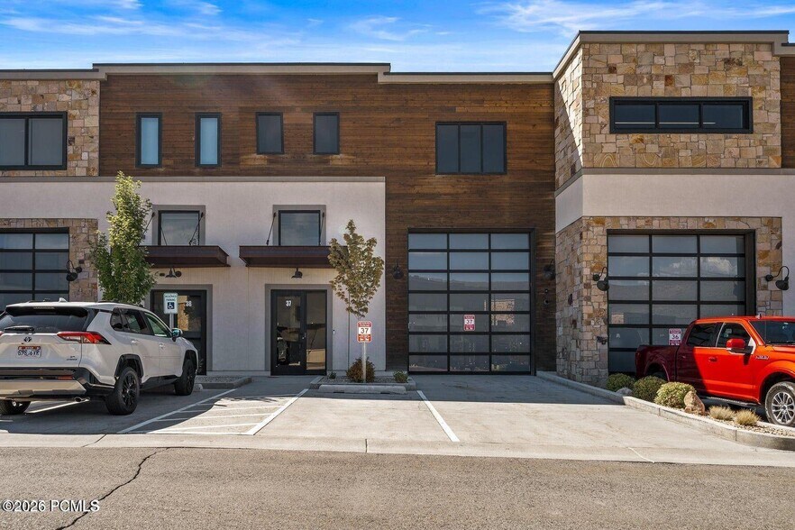 Primary Photo Of 4554 Forestdale Dr, Park City Showroom For Sale