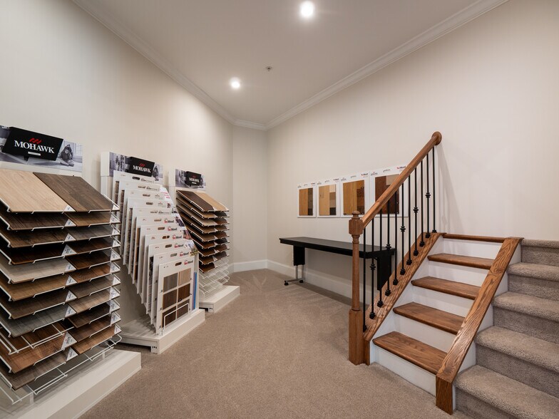 More Photos Of 3957 S Main St, Acworth Office For Sale