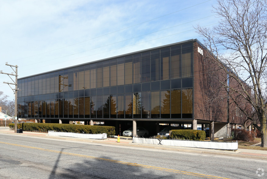 Primary Photo Of 800 E Northwest Hwy, Mount Prospect Office For Lease