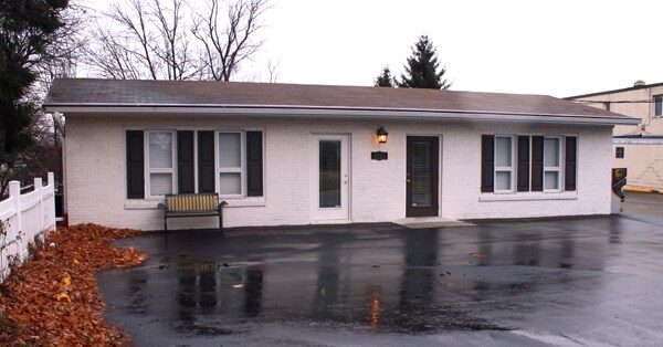 Primary Photo Of 4705 E Trindle Rd, Mechanicsburg Office For Sale