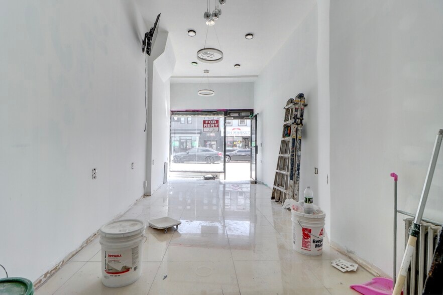 More Photos Of 6903 Myrtle Ave, Ridgewood Storefront Retail Residential For Lease
