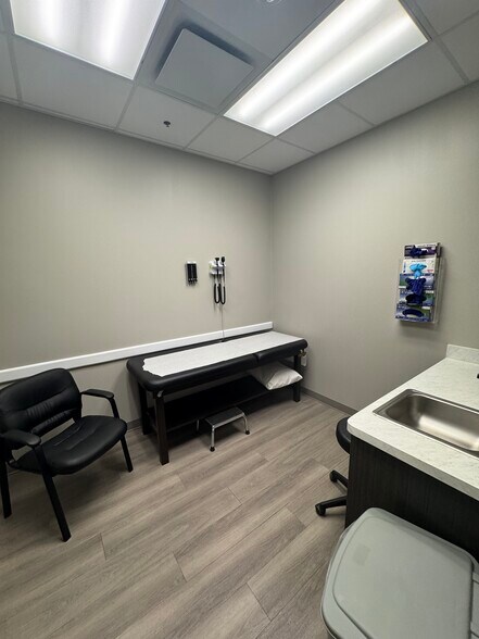 More Photos Of 1395 US Highway 183, Leander Unknown For Lease