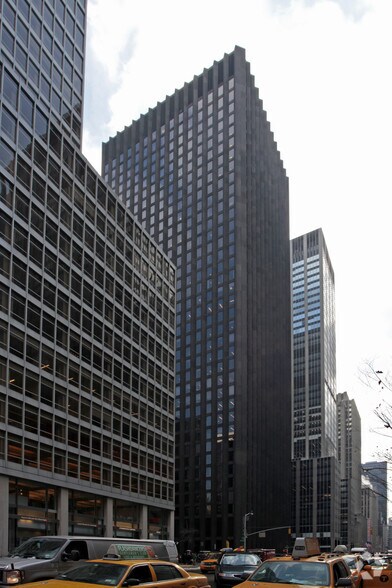 More Photos Of 51 W 52nd St, New York Office For Sale