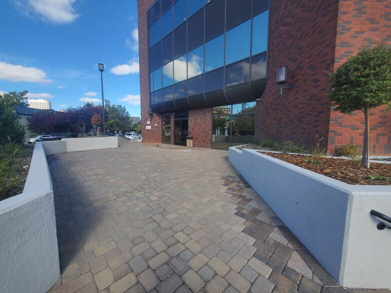 More Photos Of 401 Ryland St, Reno Office For Lease