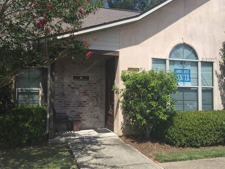 More Photos Of 14635 S Harrell's Ferry Rd, Baton Rouge Office For Sale