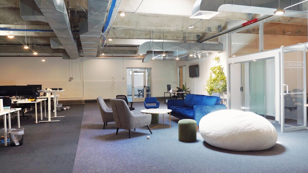 More Photos Of 3000 E Cesar Chavez St, Austin Office For Lease