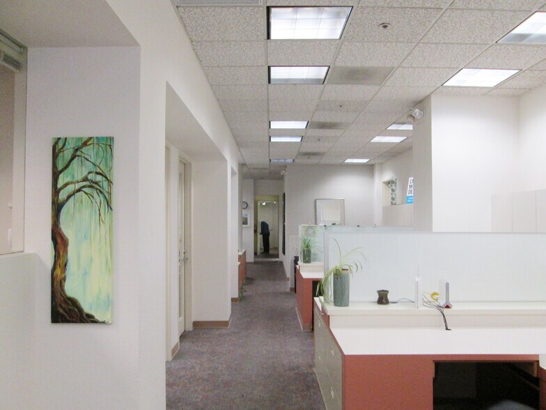 More Photos Of 533 5th St, Santa Rosa Office For Sale