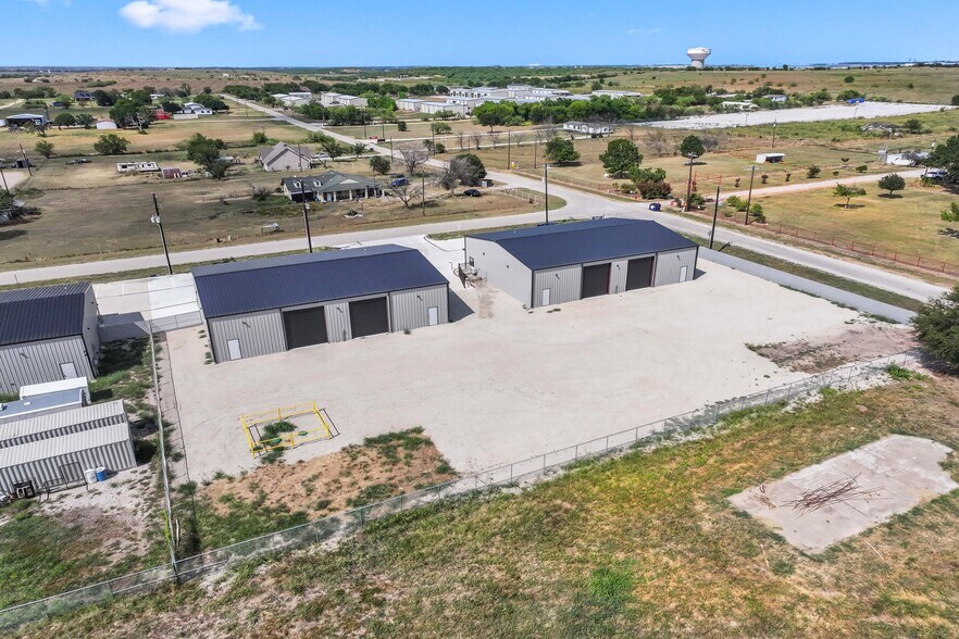 More Photos Of 2036 Seaborn Road Building 3 Suite A, Ponder Warehouse For Lease