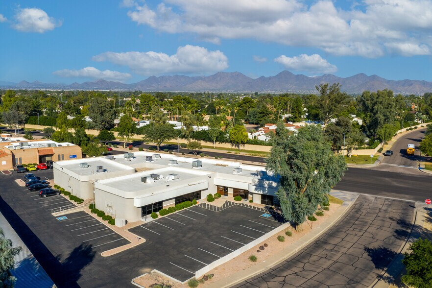 More Photos Of 10304 N Hayden Rd, Scottsdale Office For Sale
