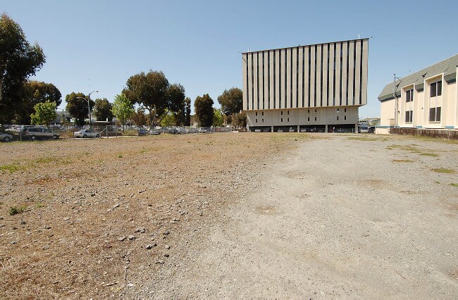 More Photos Of 1810 El Camino Real, Burlingame Land For Sale