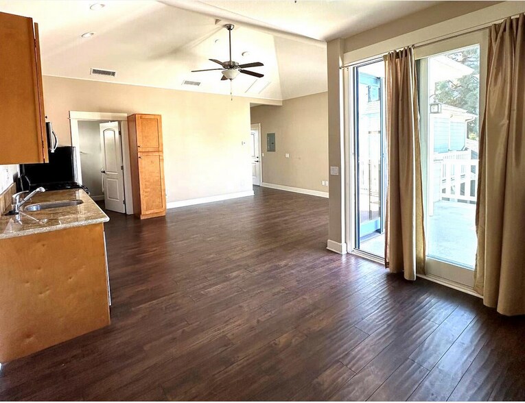 More Photos Of 718-724 De La Vina St, Santa Barbara Apartments For Sale