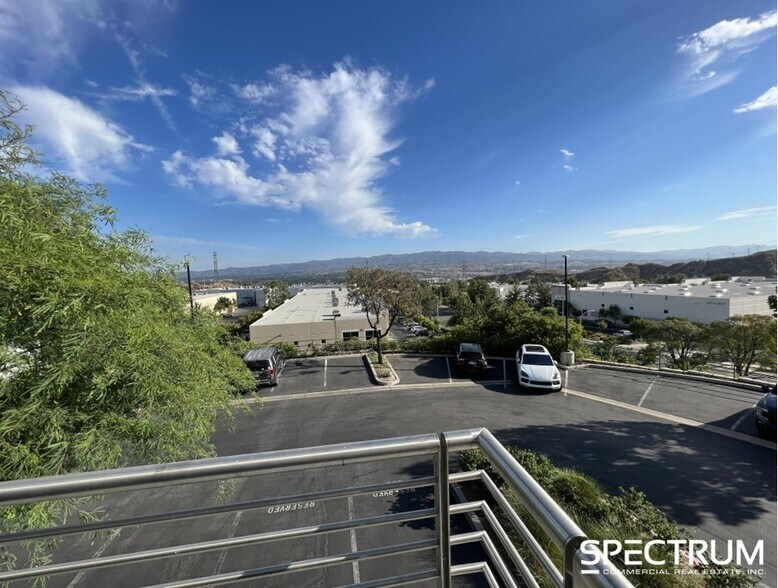 More Photos Of 28338 Constellation Rd, Valencia Loft Creative Space For Sale