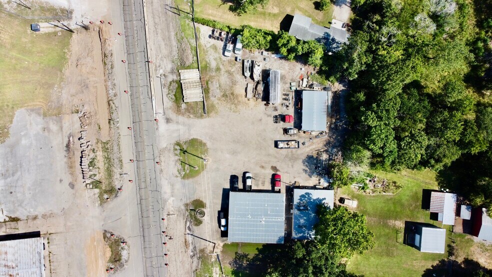 More Photos Of 206 S Columbia Dr, West Columbia Office Residential For Sale