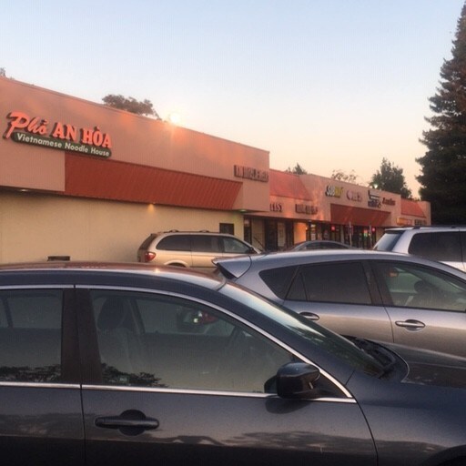 More Photos Of 555-567 Floresta Blvd, San Leandro Unknown For Lease