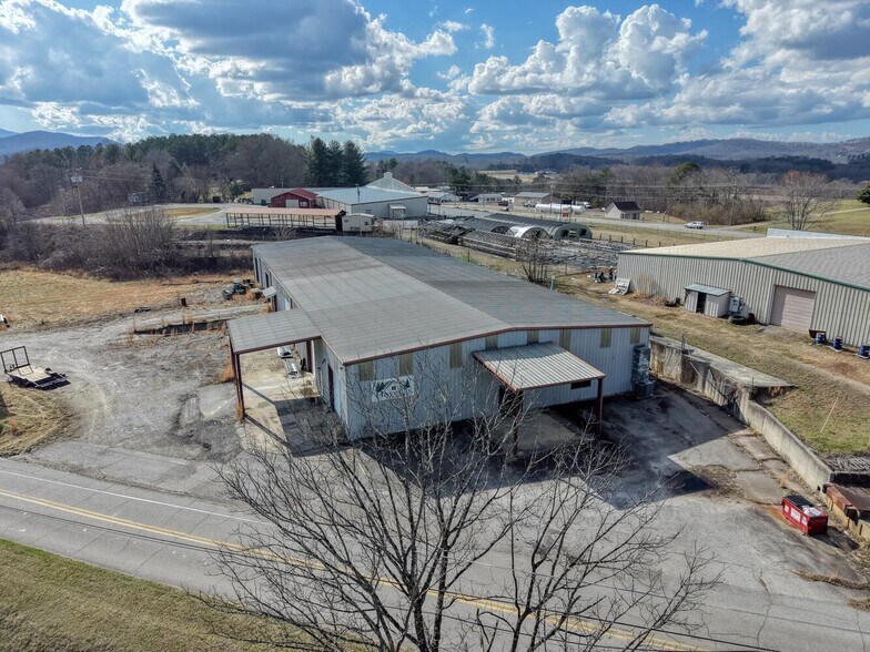 More Photos Of 86 Old Blue Ridge Hwy, Blairsville Warehouse For Sale