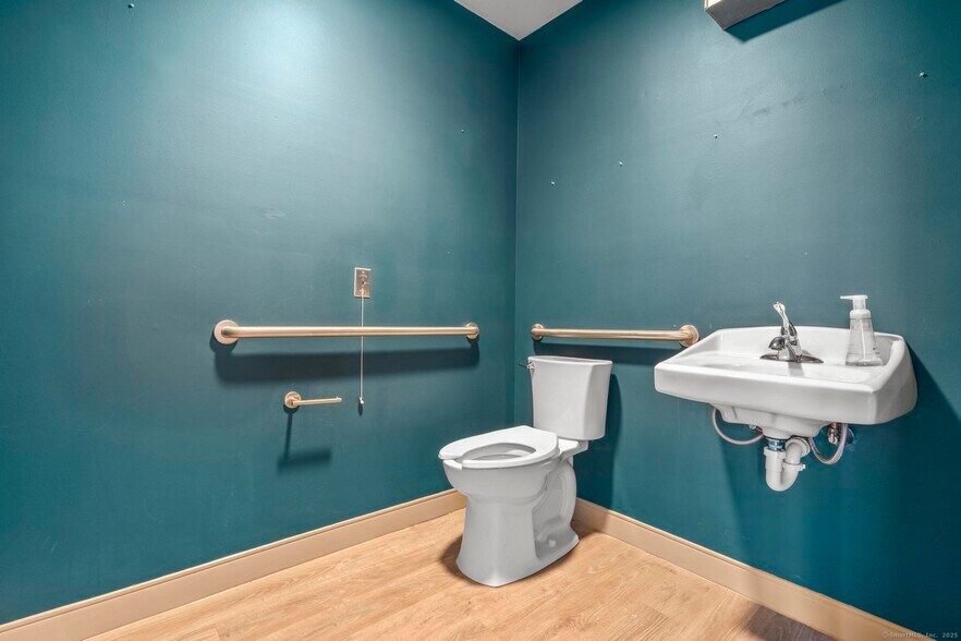 More Photos Of 111 Allyn St, Hartford Apartments For Lease