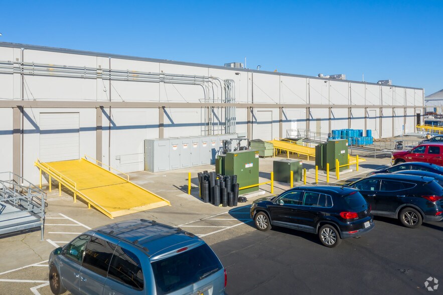 More Photos Of 1025 Joellis Way, Sacramento Distribution For Sale