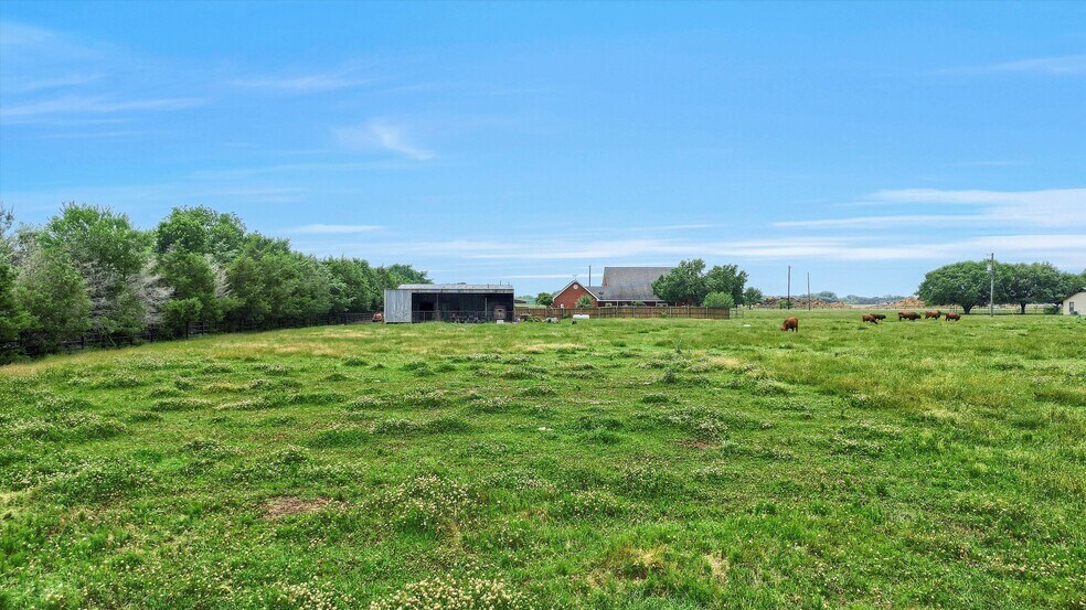 More Photos Of 12153 Mustang Rd, Pilot Point Land For Sale