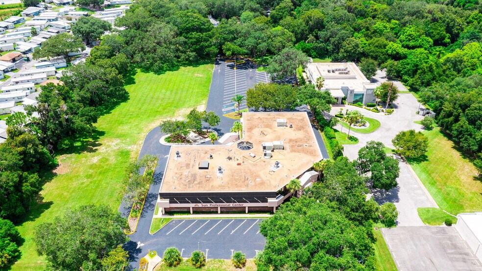 More Photos Of 6719 Gall Blvd, Zephyrhills Medical For Sale