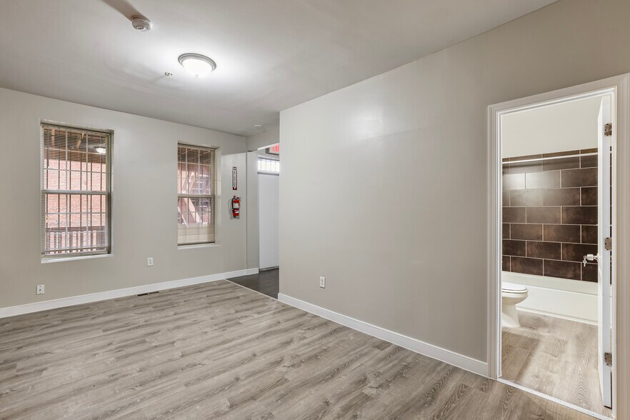 More Photos Of 302 V St NE, Washington Multifamily For Sale