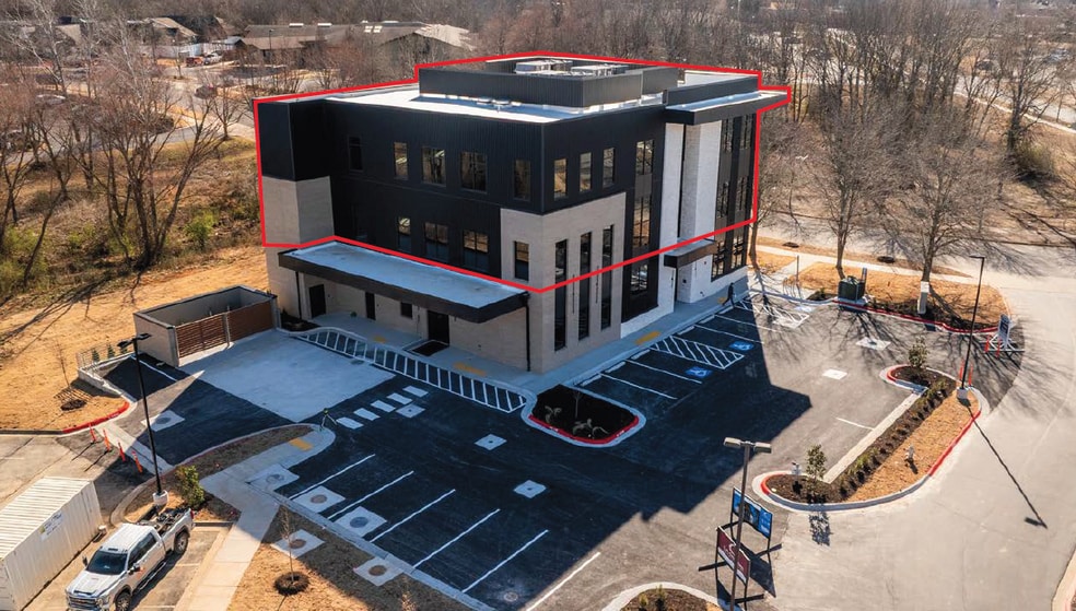 Primary Photo Of 3334 N Mana Way, Fayetteville Medical For Lease