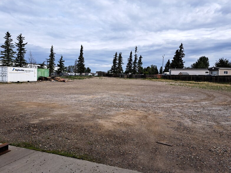 More Photos Of 8316 Alaska Rd, Fort St John Warehouse For Sale