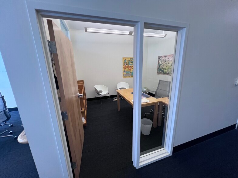 More Photos Of 2115-2117 4th St, Berkeley Loft Creative Space For Lease