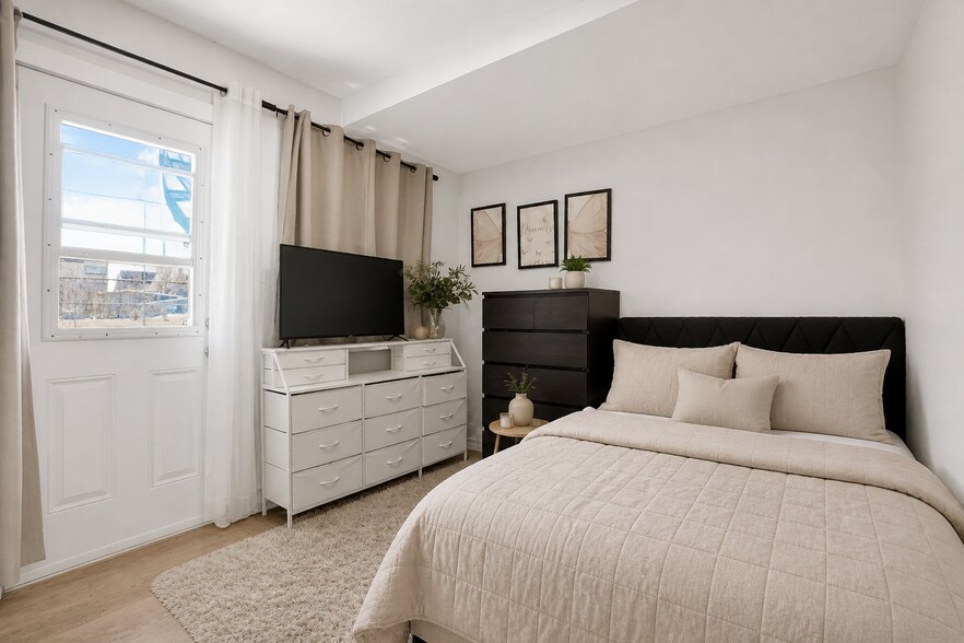 More Photos Of 2278-2296 Av Bourbonnière, Montréal Apartments For Sale