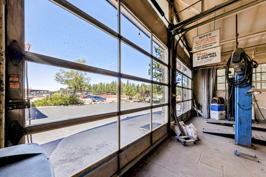 More Photos Of 2774 Lake Tahoe Blvd, South Lake Tahoe Industrial For Sale