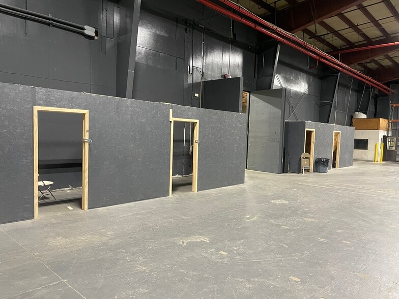 More Photos Of 4865 Arthur Kill Rd, Staten Island Warehouse For Sale