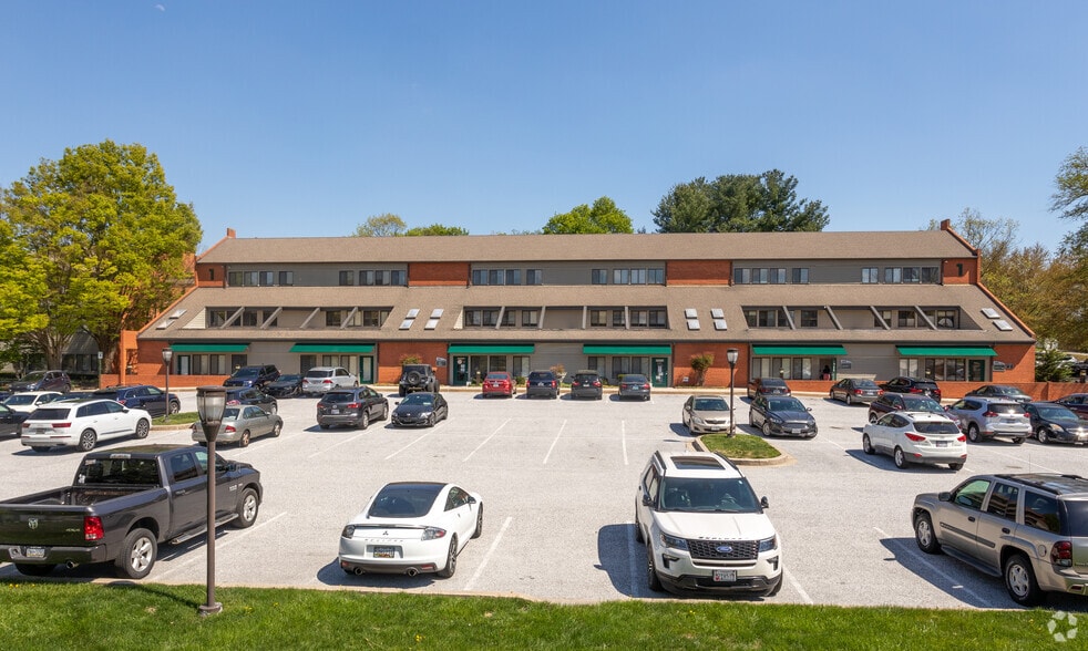 More Photos Of 7801 York Rd, Towson Medical For Lease
