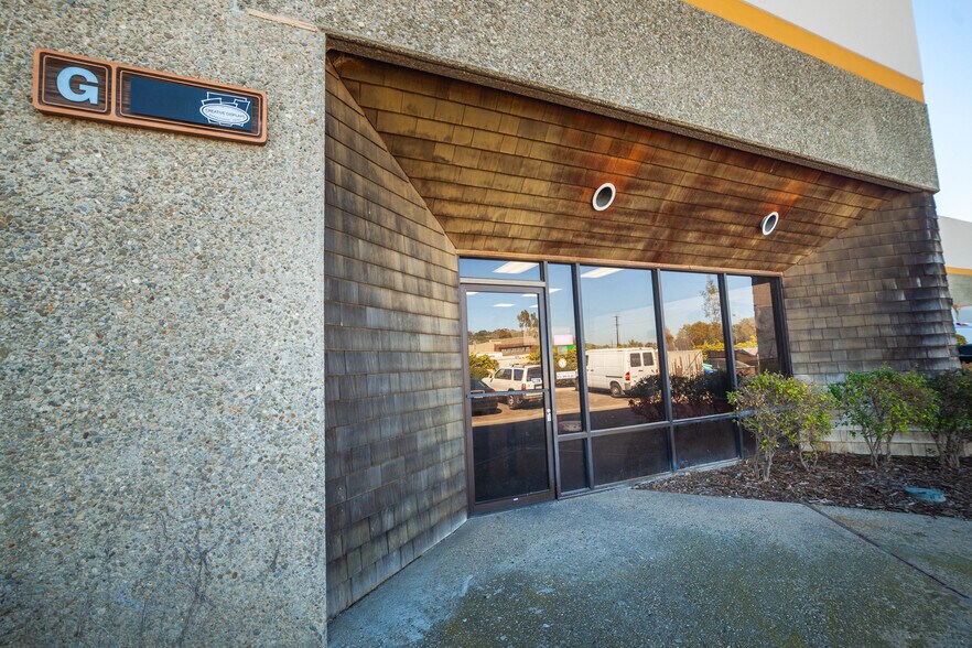 More Photos Of 150 N Wood Rd, Camarillo Warehouse For Sale