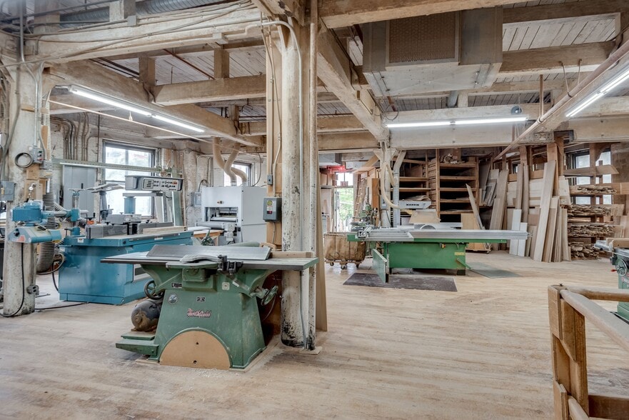 More Photos Of 54 Franklin St, Brooklyn Apartments For Sale