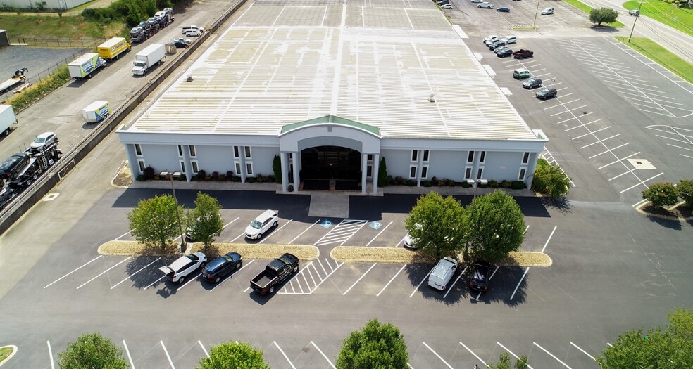 More Photos Of 1510 Stuart Rd, Cleveland Flex For Sale