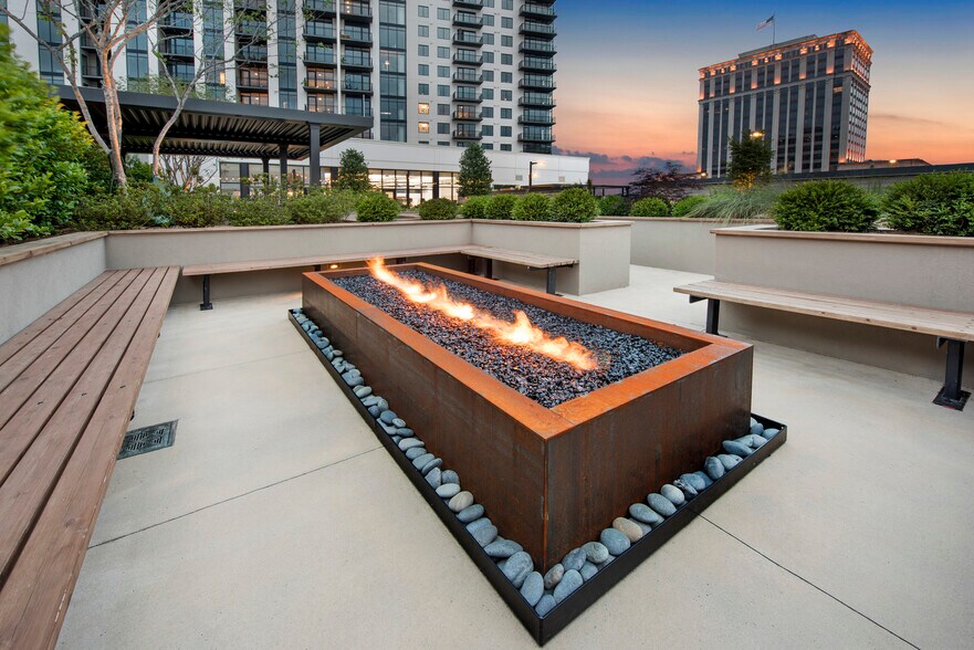 More Photos Of 3478 Lakeside Dr NE, Atlanta Apartments For Lease