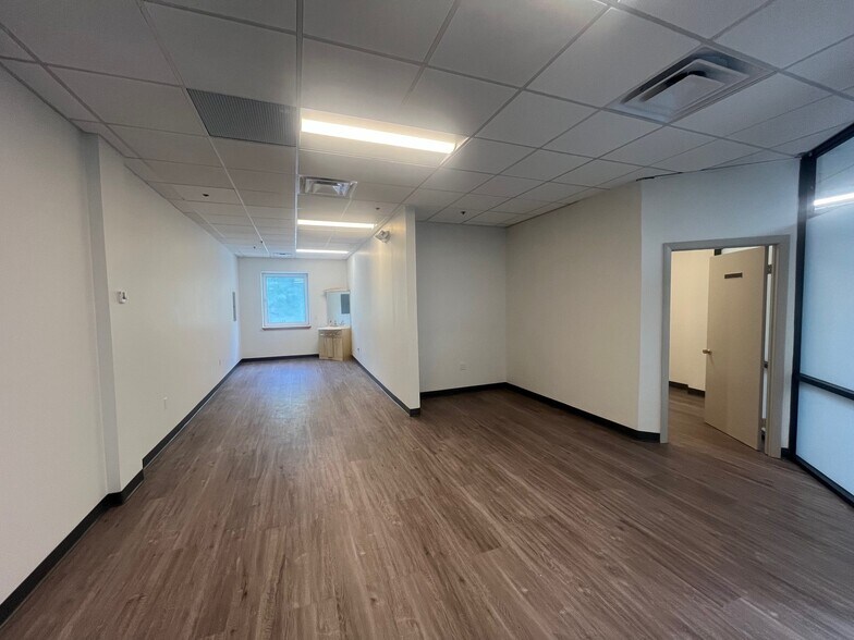 More Photos Of 63 Park St, Andover Office For Lease
