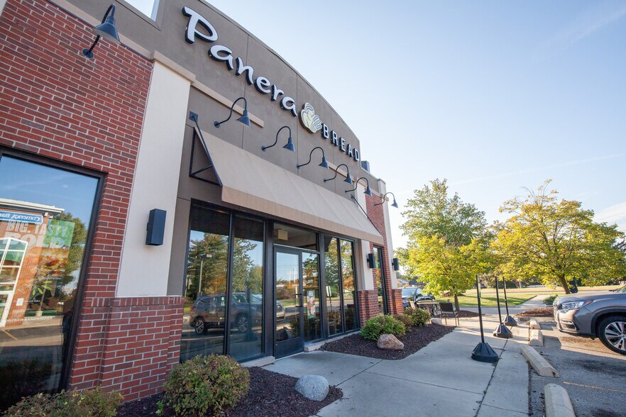 More Photos Of 5340 Jackson Rd, Ann Arbor Restaurant For Sale