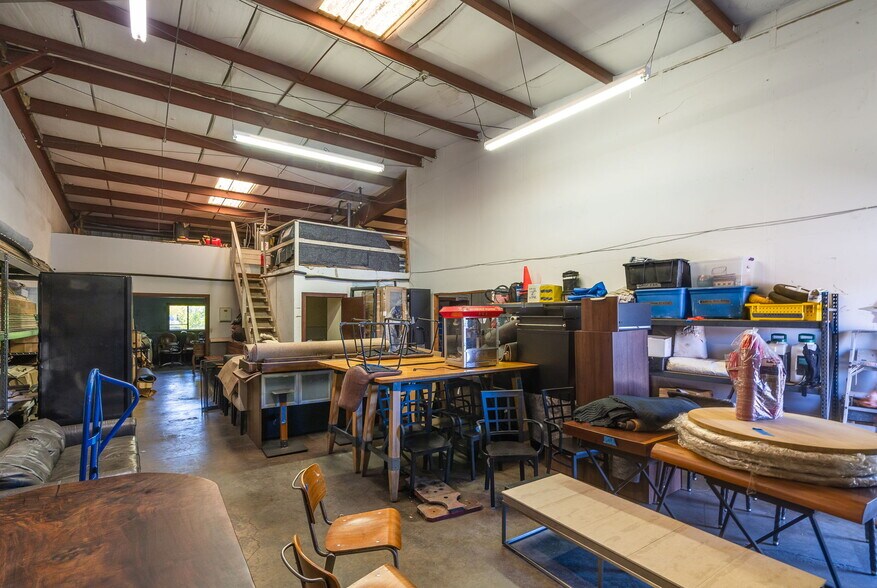 More Photos Of 899 Dowdell Ln, Saint Helena Warehouse For Sale