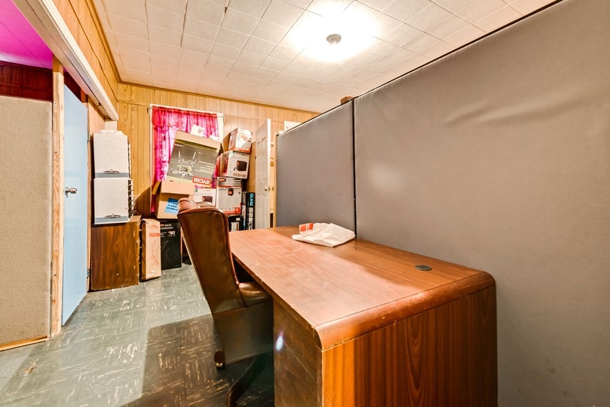 More Photos Of 4633 Wichita St, Fort Worth Religious Facility For Lease